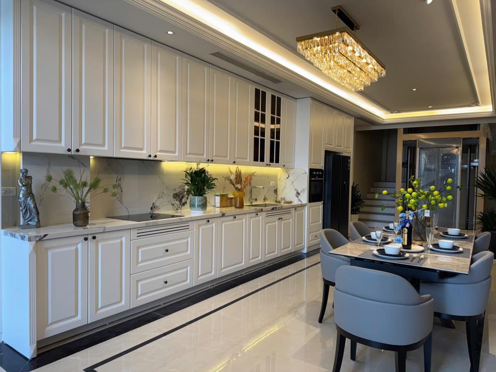 Bán nhà mặt phố Hàng Bài, Hoàn Kiếm, 320m2 x 3 tầng, nhỉnh 30 tỷ, kinh doanh 60tr/th