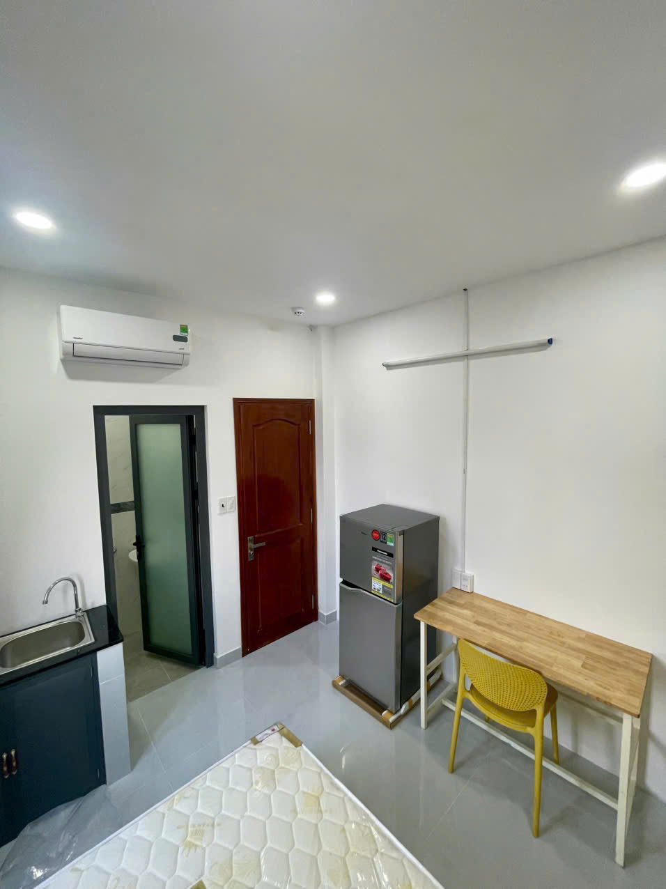 Bán nhà góc 3 mặt tiền, Nguyễn Văn Đậu, Bình Thạnh, 6 tầng, 15 phòng, giá 15,5 tỷ