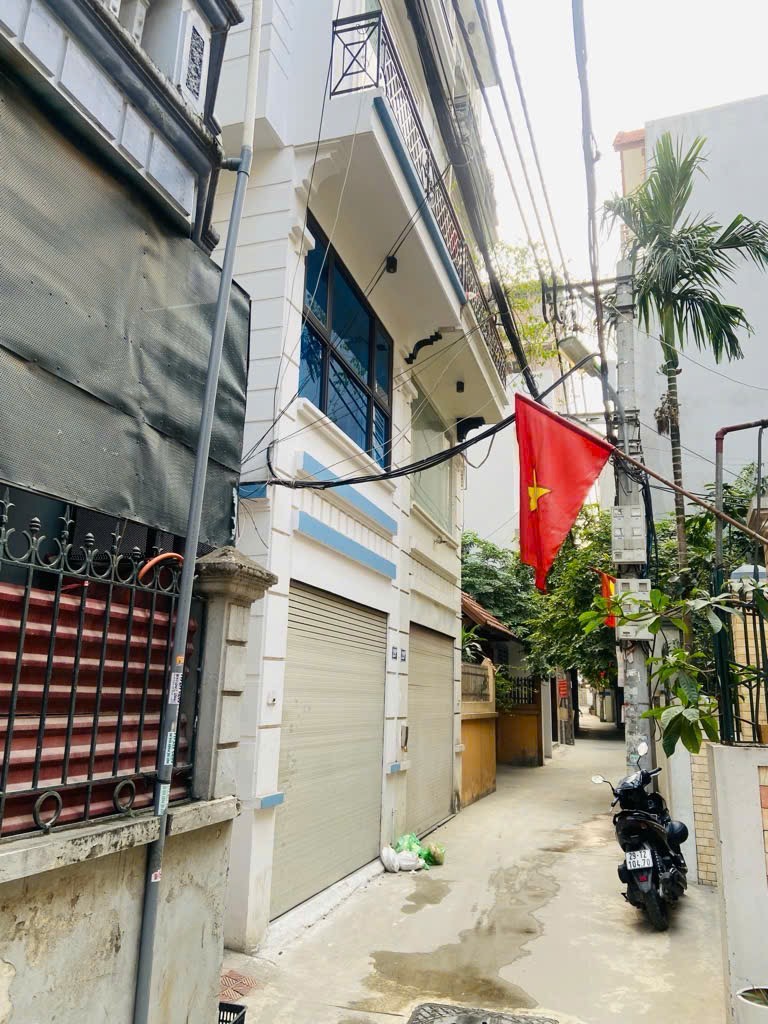Bán nhà Xuân Đỉnh, lô góc, ngõ ba Gác Đua, giá chỉ 8.2 tỷ