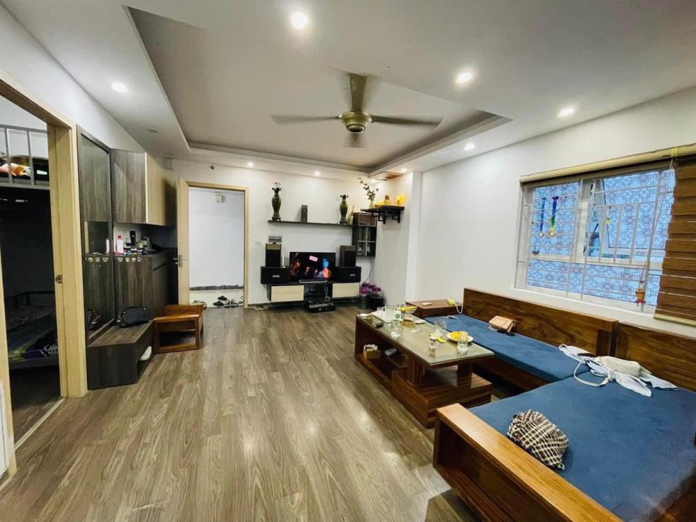 Cần bán gấp căn hộ góc 80m2, view hồ điều hòa, full nội thất tại Khu đô thị Thanh Hà