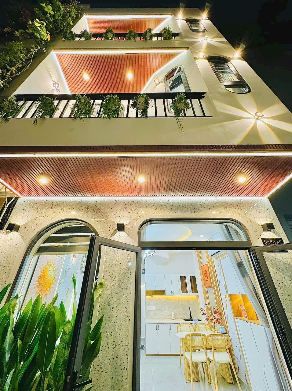 Bán gấp căn nhà Ở Điện Biên Phủ, P17, Bình Thạnh, 31,5m2, giá 3 tỷ 320 thương lượng