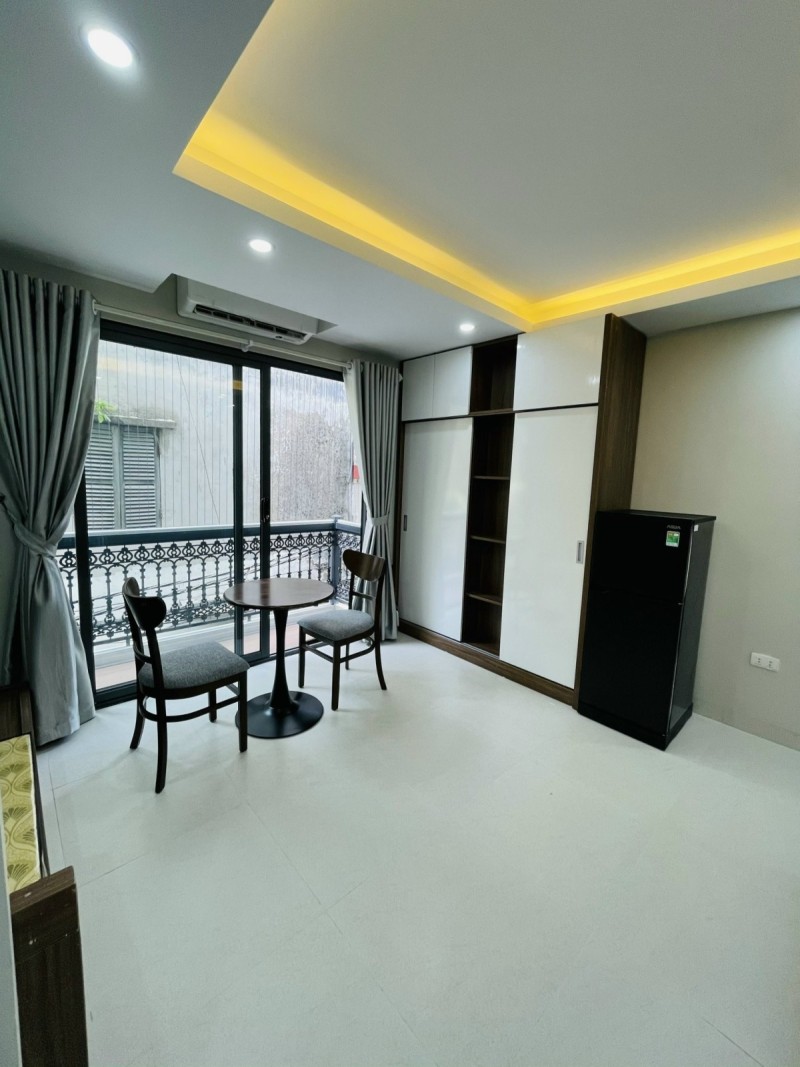 Bán tòa nhà ccmn ngã tư sở 80m2 6 tầng thang máy 15pkk giá chỉ 13.8 tỷ