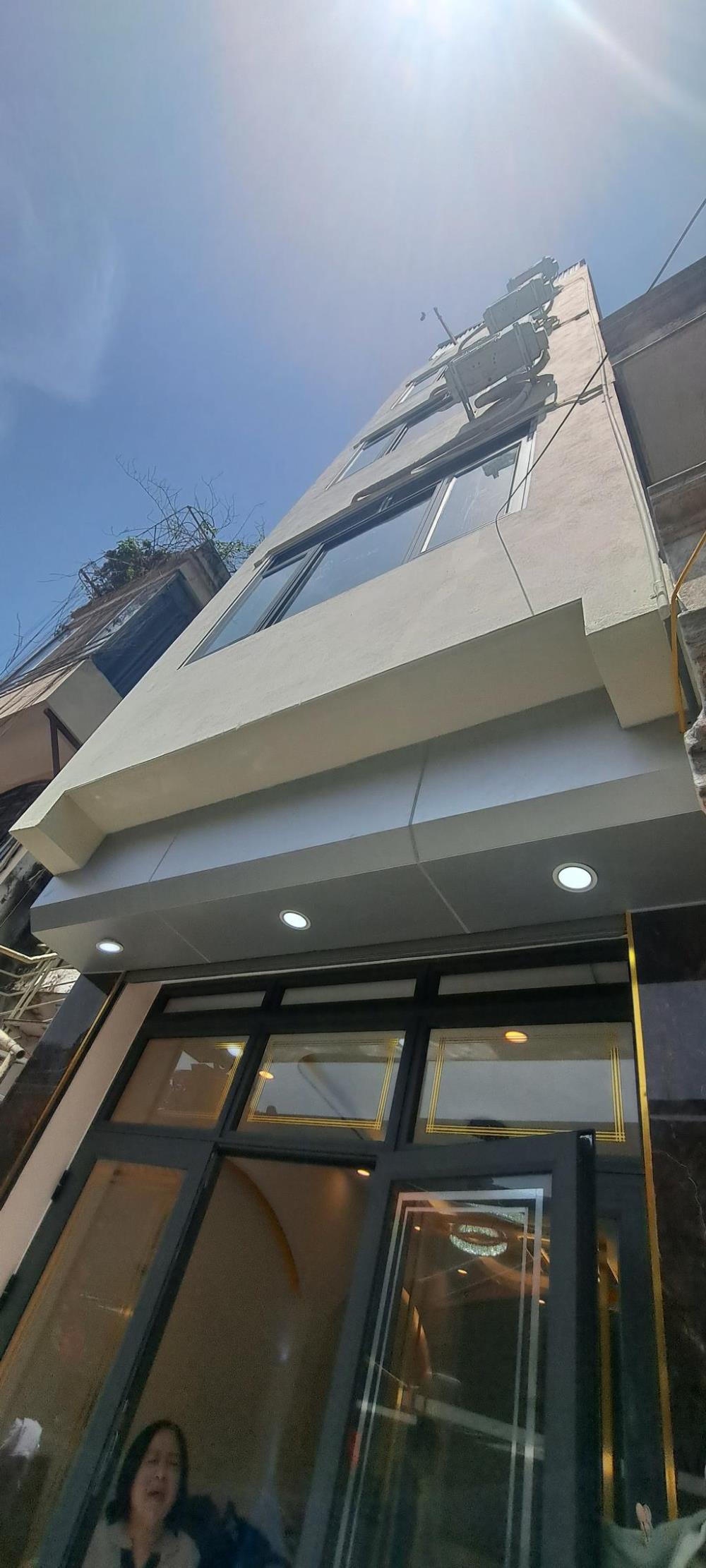 Nhà đẹp Văn Chương,diện tích 32m2, ngõ ba gác tránh, trước nhà thoáng vĩnh viễn