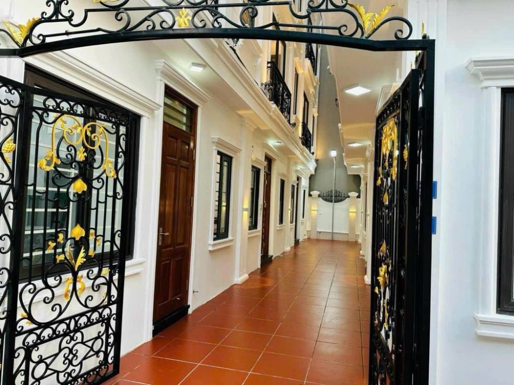Bán nhà Cầu Diễn 30m2, 5 tầng, nhà mới, full nội thất, ở luôn
