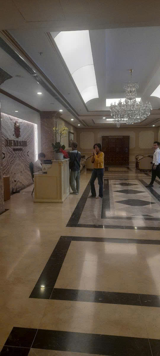 Bán căn hộ 3PN 3WC, 136m2 toà D’. Le Roi Soleil, Tây Hồ, sổ đỏ lâu dài