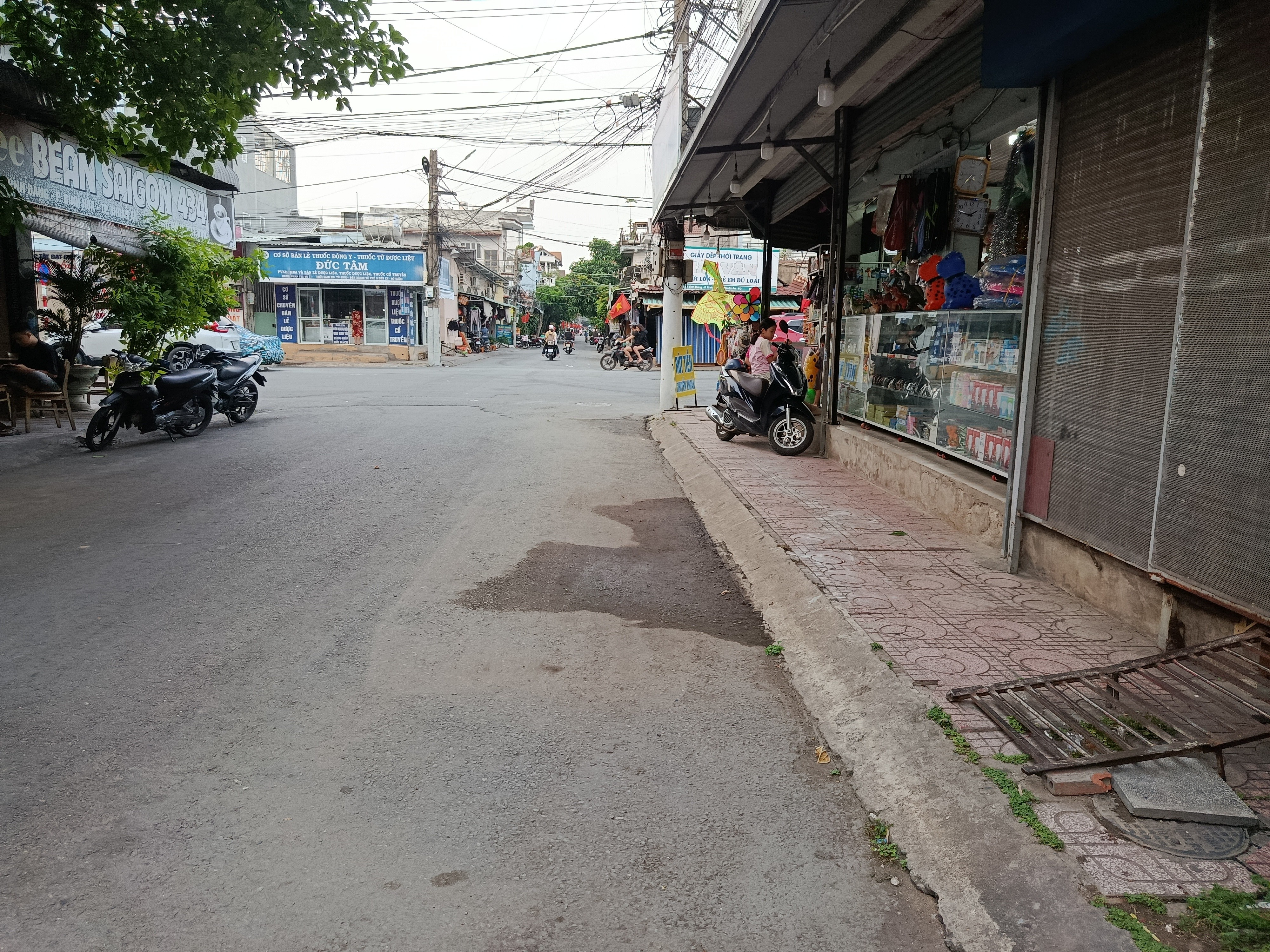 Dãy trọ 150m² giá hơn 4 tỷ tại Khu dân cư 434, Thuận An, thu nhập 12 triệu/tháng
