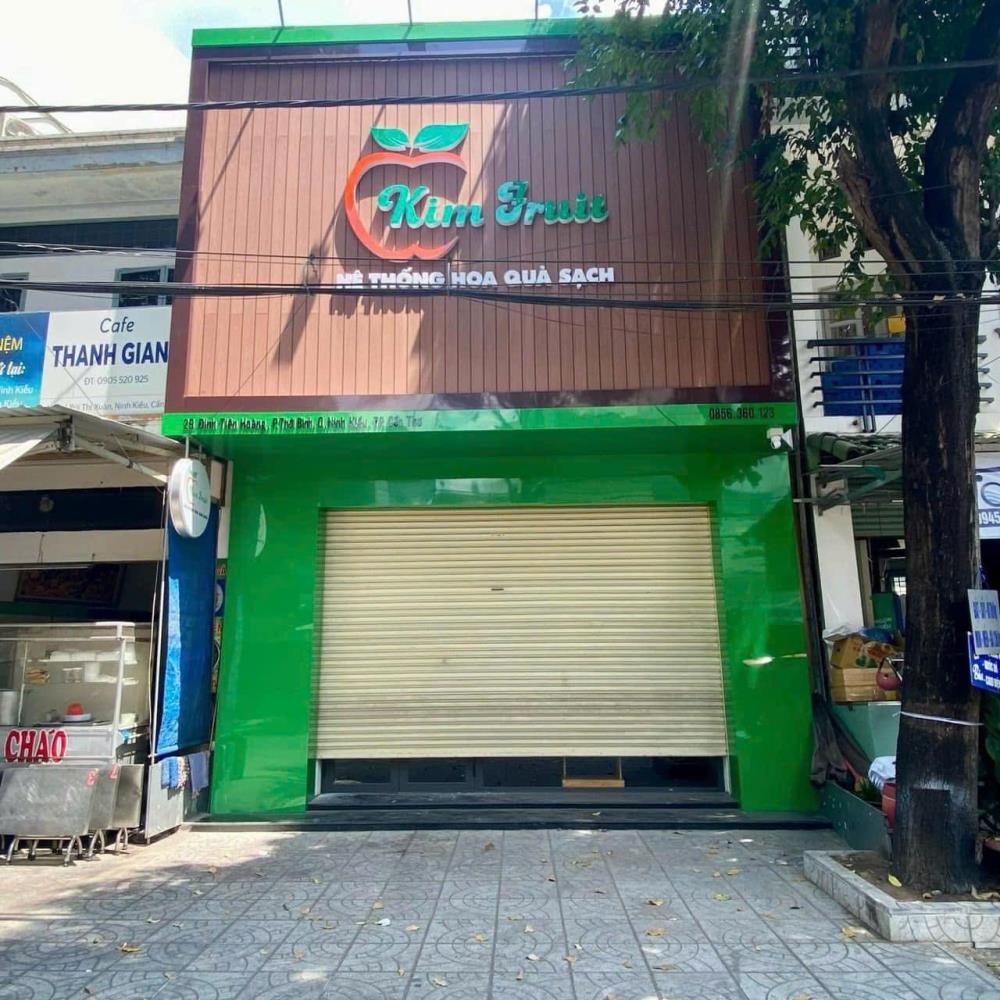 Cho thuê nhà mặt tiền đường Đinh Tiên Hoàng gần công viên Hùng Vương, giá 17 triệu
