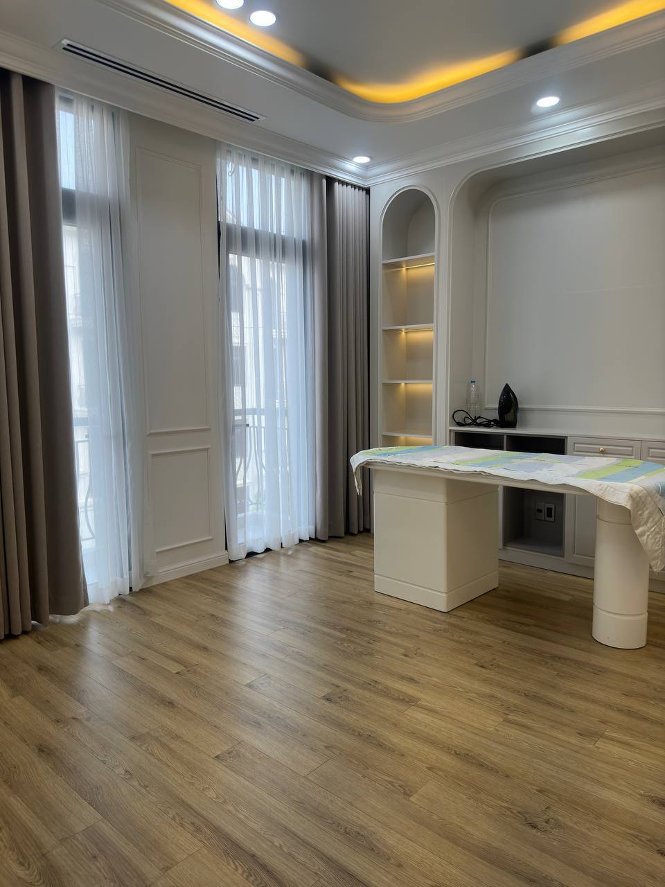 Cho Thuê Mặt Bằng  Khu Nhà Phố Vinhomes Grand Park Giá Tốt Nhiều Vị Trí