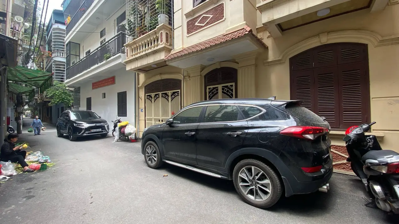 Siêu hiếm, bán nhà phố Nguyễn Viết Xuân, Thanh Xuân, 40m2, 5 tầng, 20m ra ô tô tránh, nhà đẹp