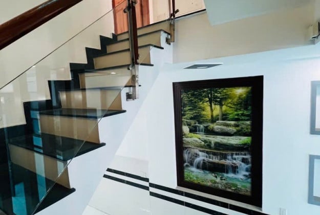 Bán nhà mới xây, gần mặt tiền Hồ Ngọc Lãm, 54m2, 4 tầng tại An Lạc, Bình Tân, giá 5.8 tỷ