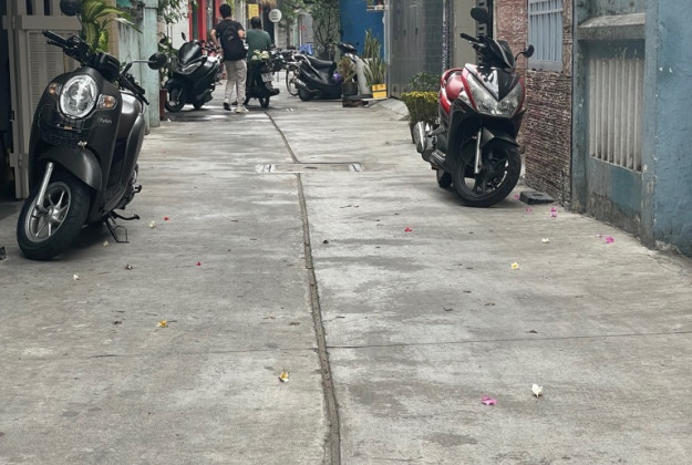 Bán nhà Tôn Thất Tùng, 4pn, nở hậu, gần bệnh viện Từ Dũ, 125m2 chỉ 18 tỷ hơn