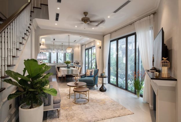 Bán gấp tòa nhà văn phòng, góc 3 mặt tiền Lê Văn Sỹ, Quận 3, 7x24m, 8 tầng, chỉ 36 tỷ