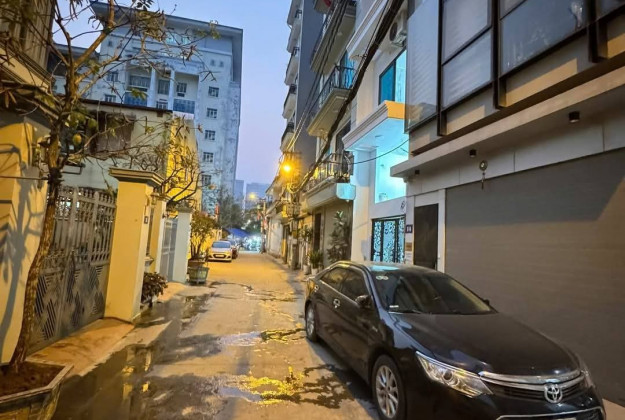 Tòa Apartment Mai Dịch, Cầu Giấy, ngõ ô tô tránh 8 tầng kinh doanh, 105m2, giá chào 35 tỷ