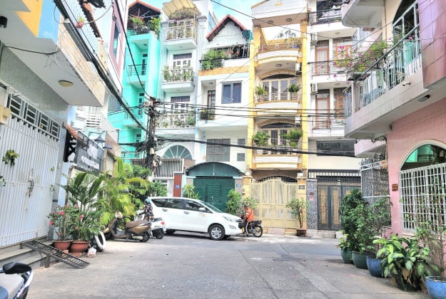 Bán nhà hẻm xe hơi Nguyễn Trãi, 4PN, khu phân lô, kinh doanh tốt