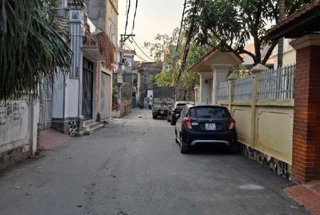 Chủ cần bán gấp lô đất tổ 6 Yên Nghĩa Hà Đông, ngỗ nông ô tô gần, 48m2 x mặt tiền 4.1m