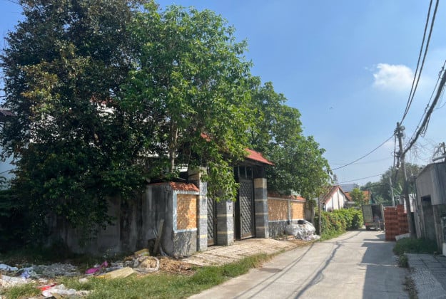 Nhà Vườn 582m2, 2 tầng Tân Hiệp, Hóc Môn, chủ Ngộp Bank