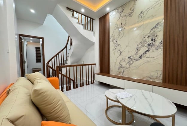 Bán Nhà 30m2 x 5 tầng, Trung Tâm Hà Đông, mặt tiền 3,1m, sổ đỏ, ngập tràn tiện ích chỉ 6.3 tỷ