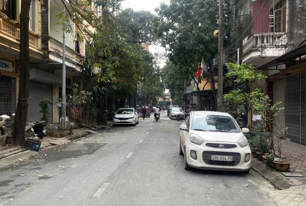 Bán nhà mặt phố Lý Thường Kiệt Hà Đông, đường ô tô, vỉa hè tô tránh, diện tích 41m2 x 4 tầng