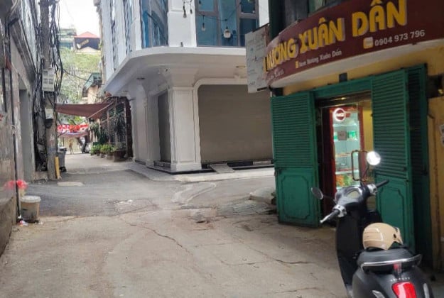 Bán nhà phố Đội Cấn Ba Đình, vị trí đẹp phân lô ô tô kinh doanh, 52m2 x 7 tầng, giá 21.9 tỷ