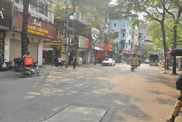 Nhà mặt phố Doãn Kế Thiện Cầu Giấy, vị trí đẹp kinh doanh đỉnh, 105m2 giá chào 63.5 tỷ