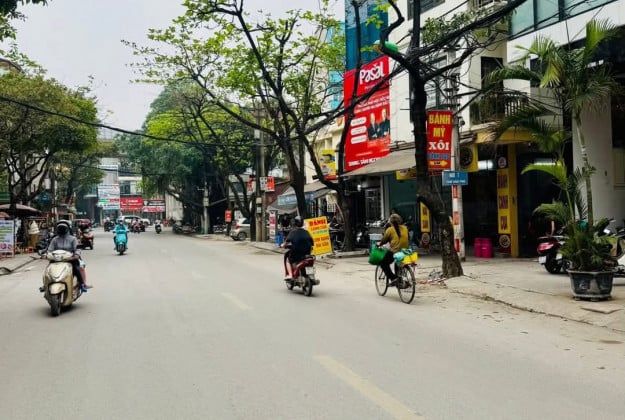 Bán nhà mặt phố Văn Phú, lô góc, 8 tầng thang máy, giá chỉ 29.85 tỷ