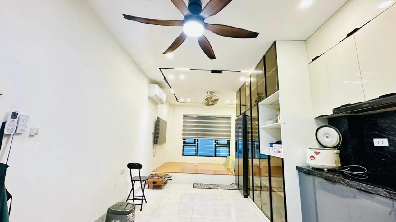 Bán nhà bùi xương trạch, thang máy, ô tô đỗ cổng, 33,3m2, giá 7,9 tỷ