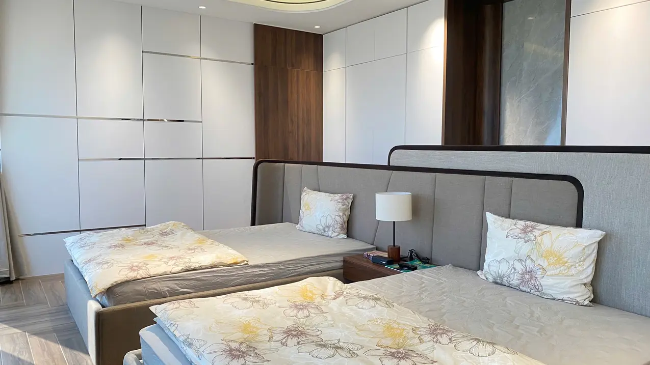 Thuê Ngay! One Verandah 3PN, Nội Thất Đẹp, View Sông Quận 1, 25 Triệu/Tháng