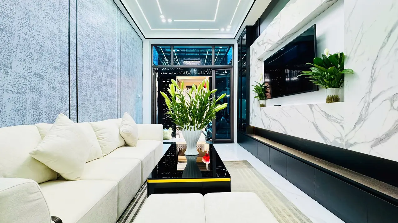 Bán nhà Bùi Xương Trạch, Thanh Xuân, ô tô kinh doanh, nhà đẹp full nội thất, 45m2, giá 8,9 tỷ