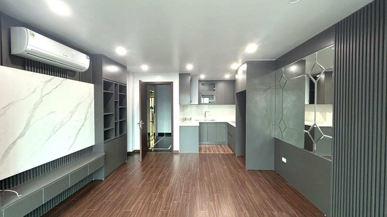 Nhà mới đẹp, thang máy xịn, ở ngay, Phố Vọng, ô tô gần nhà, sổ vuông chính chủ, 8.9 tỷ