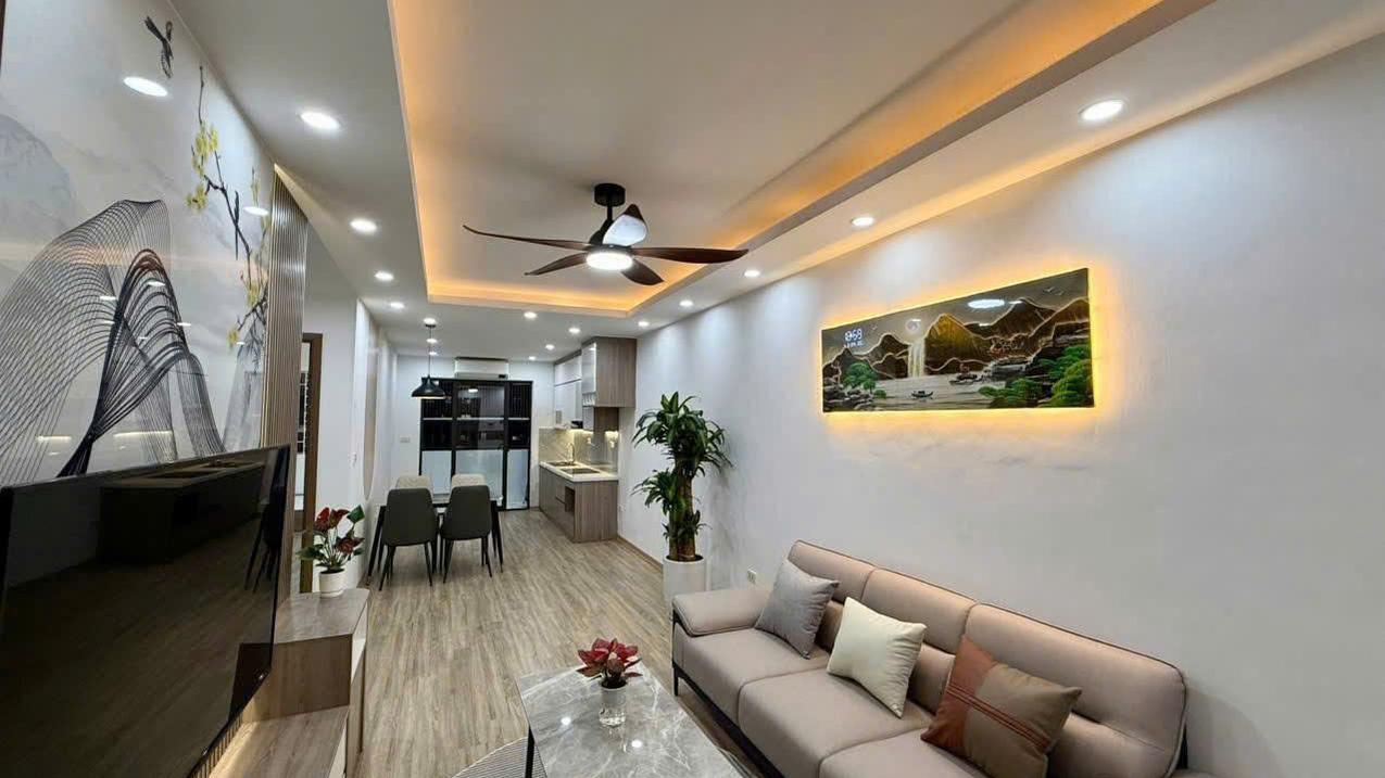 Chính chủ cần bán gấp căn hộ view Hồ Linh Đàm, 72m², 2pn, tầng 9, giá chỉ 3 tỷ