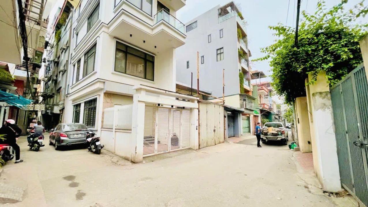 Tòa nhà 7 tầng thang máy phố Lạc Long Quân, Tây Hồ, mặt ngõ ô tô dừng đỗ, kinh doanh, 68m2, 21.5 tỷ