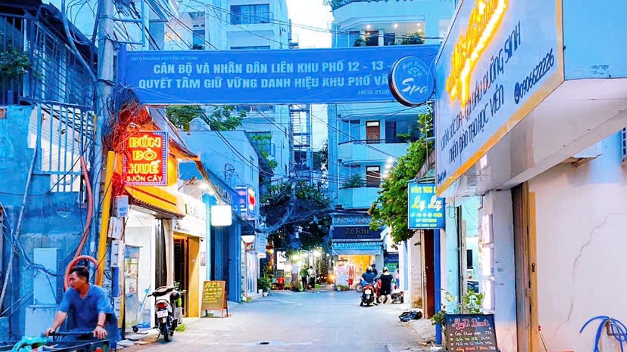 Bán nhanh nhà đường Nguyễn Trãi, Quận 1, hẻm ô tô 2 mặt tiền, diện tích 3 x 16.8 m, giá 14.5 tỷ