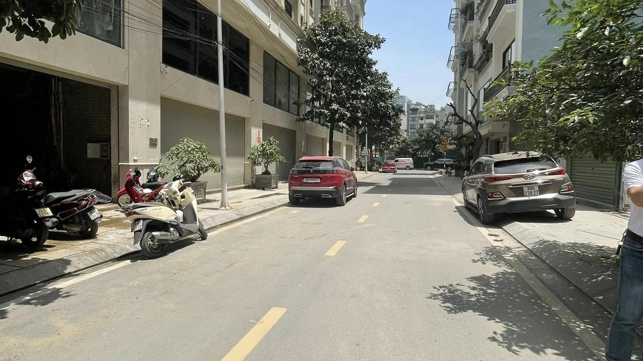 Chính chủ bán nhà Kim Ngưu, Trung Tâm Hai Bà Trưng, Mặt tiền 6m, Ô tô vào nhà, Giá chỉ 18tỷ8 có thương lượng