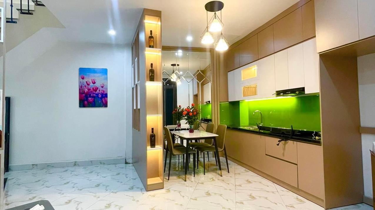 Bán nhà lô góc Minh Khai, Gần Time City, 5 tầng chắc chắn – Giá chào chỉ 7,5 tỷ