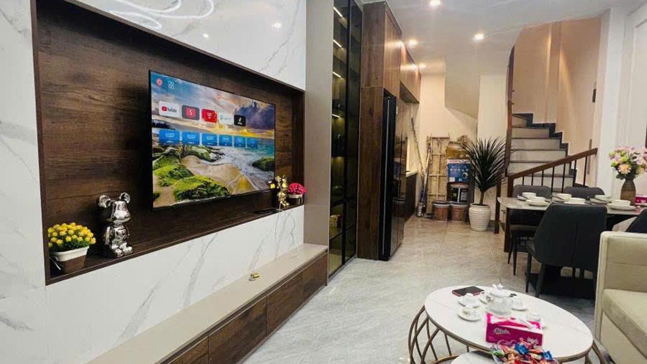 Bán nhà ở Hạ Đình, Thanh Xuân, 5 tầng, đầy đủ nội thất, giá 6,5 tỉ