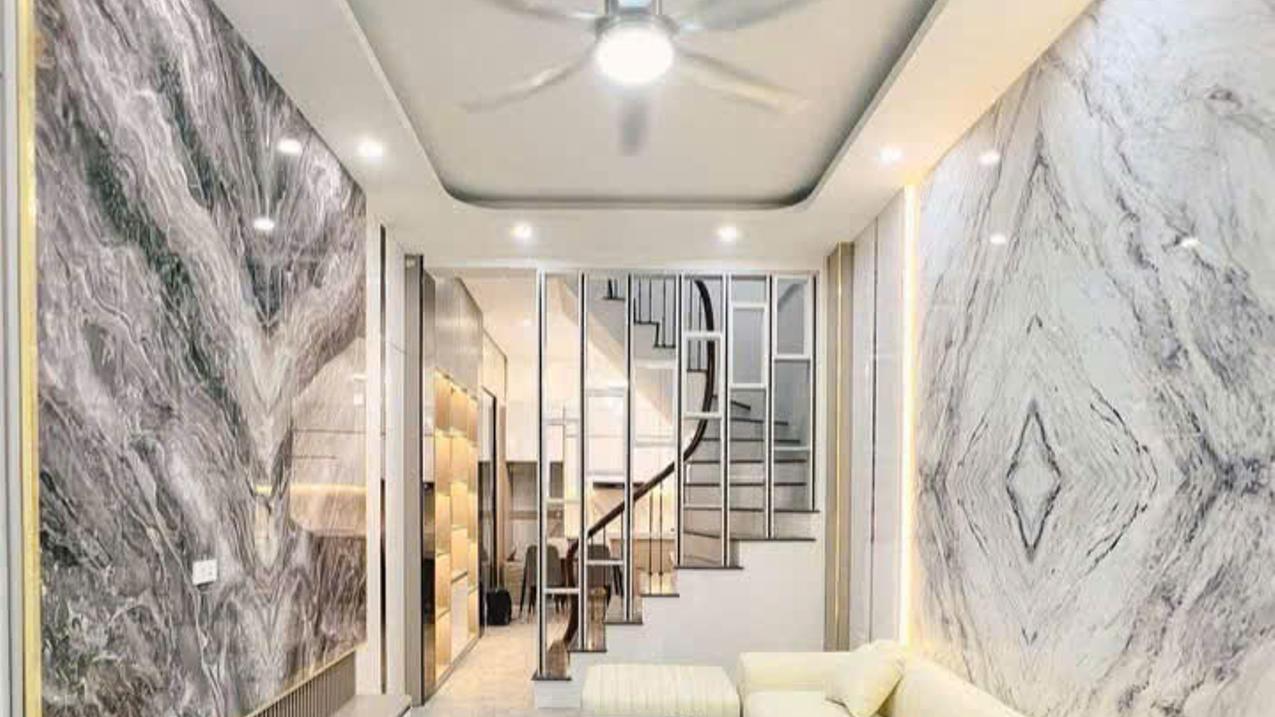 Nhà 4 tầng mới tinh tại trung tâm Hoàng Mai, full nội thất, giá chỉ 7.5 tỷ
