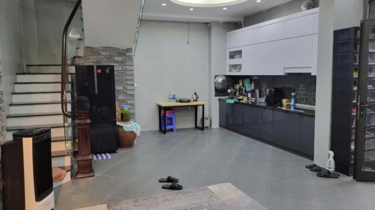 Bán nhà đẹp phố Bạch Mai, Hai Bà Trưng, Hà Nội, Mặt tiền 8m kinh doanh, Giá chỉ 12,5 tỷ