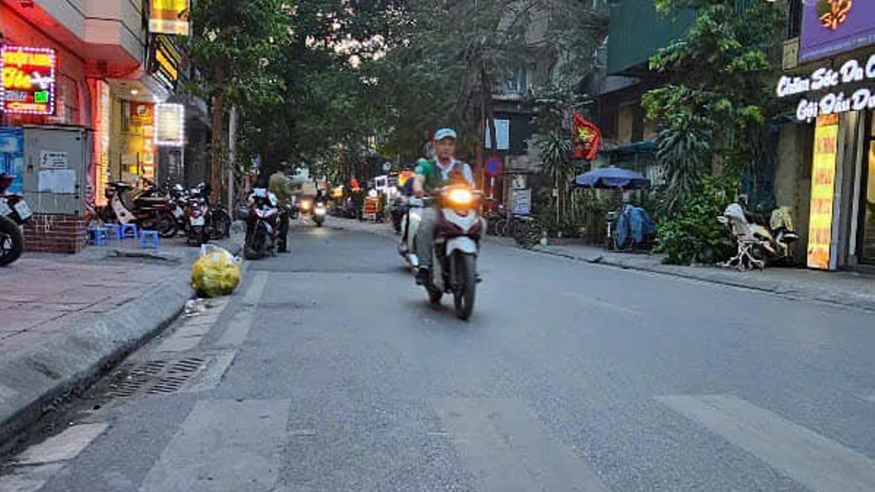 Bán nhà Trường Chinh, ngõ ô tô tránh, vỉa hè rộng, 36m², chỉ 13.2 tỷ, trung tâm đống đa