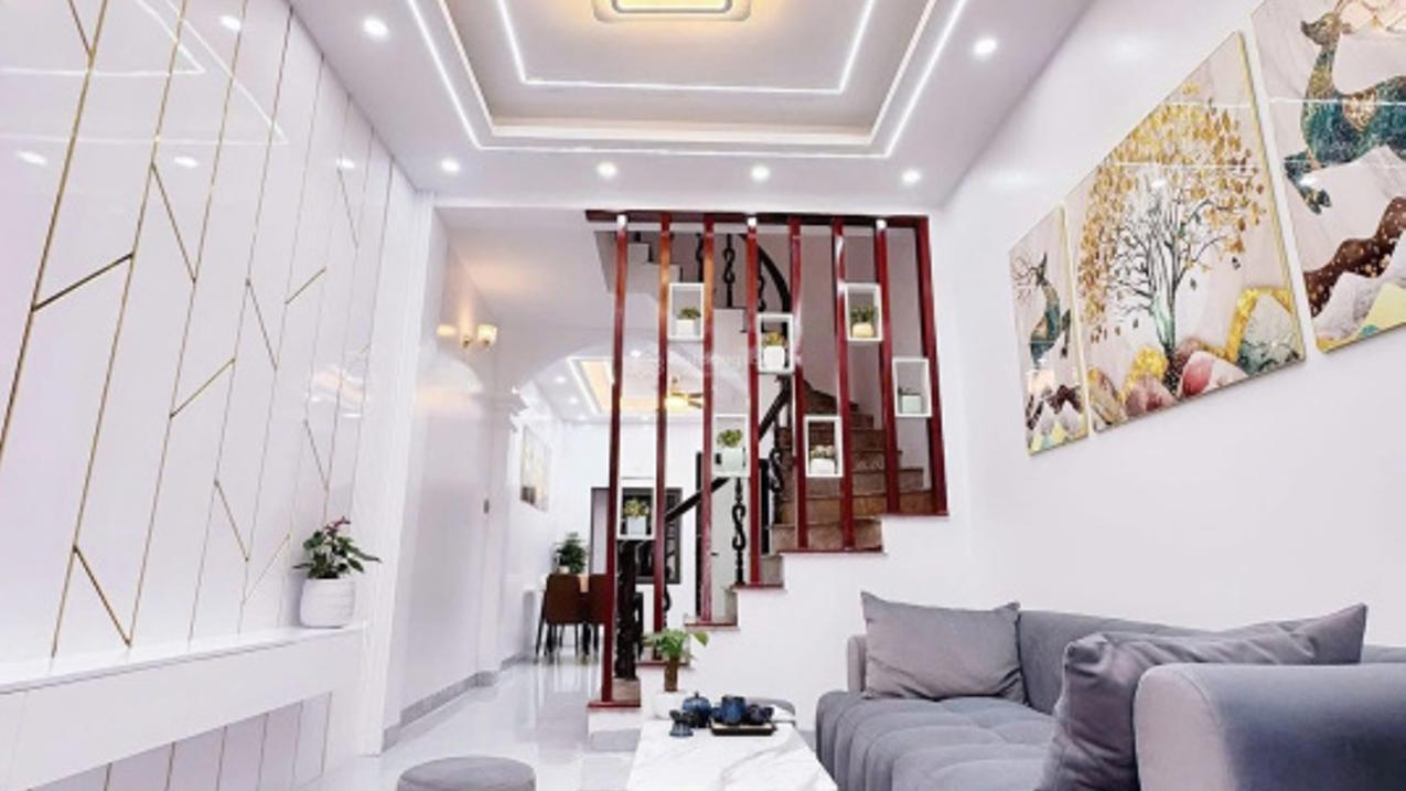 Bán nhà định công thượng 48m² x 4 tầng, ô tô đỗ cổng, full nội thất, giá 9.x tỷ