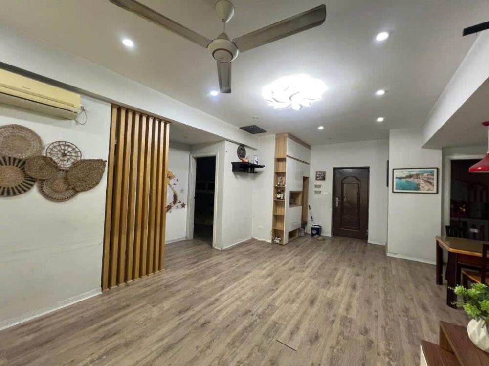 Chính chủ bán căn hộ 2PN, 55m², tầng 22 tòa SA3 The Sakura, Vinhomes Smart City, Full nội thất, Giá 3.3 tỷ