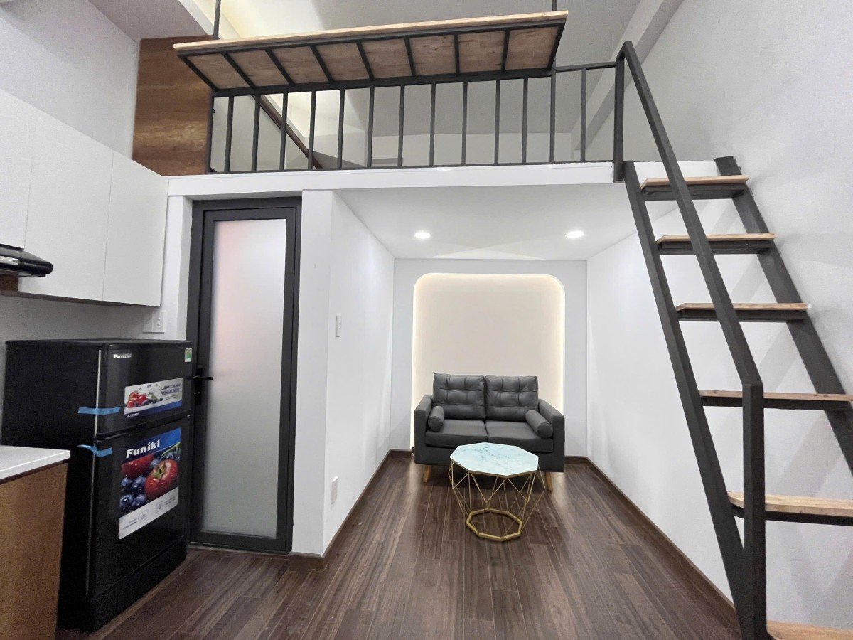 Cho thuê căn hộ full nội thất, gác lửng rộng rãi, gần Ngã Tư 7 Hiền, Quận Tân Bình