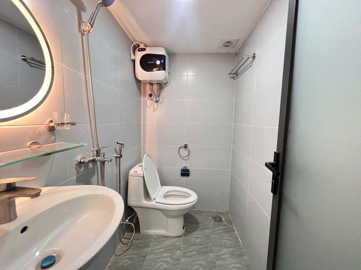 Cho thuê phòng trọ 27m² full nội thất, thang máy, vân tay, đường Lê Thị Hồng Gò Vấp