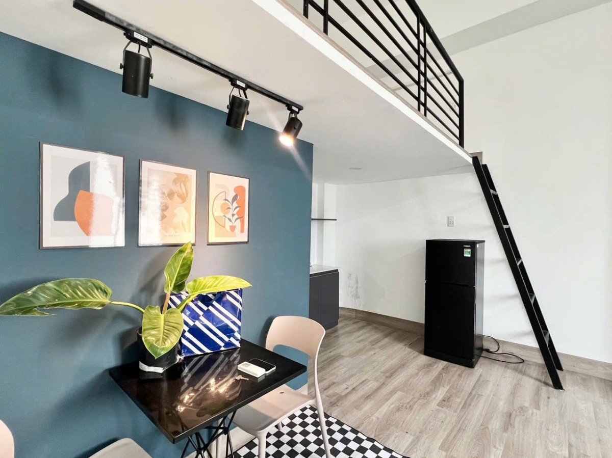 Cho thuê căn hộ Duplex mới 100%, có ban công, ngay Gigamall Hiệp Bình Chánh, giá chỉ 4,5 triệu/tháng