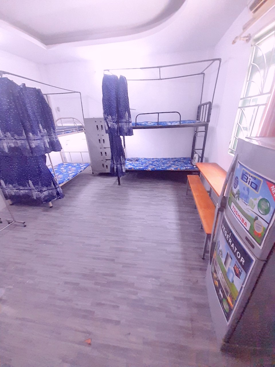 Ký túc xá nữ giá chỉ từ 1tr5/tháng, full nội thất, ngay Ngã Tư Thủ Đức, gần ĐH SPKT, Ngân Hàng, Hutech