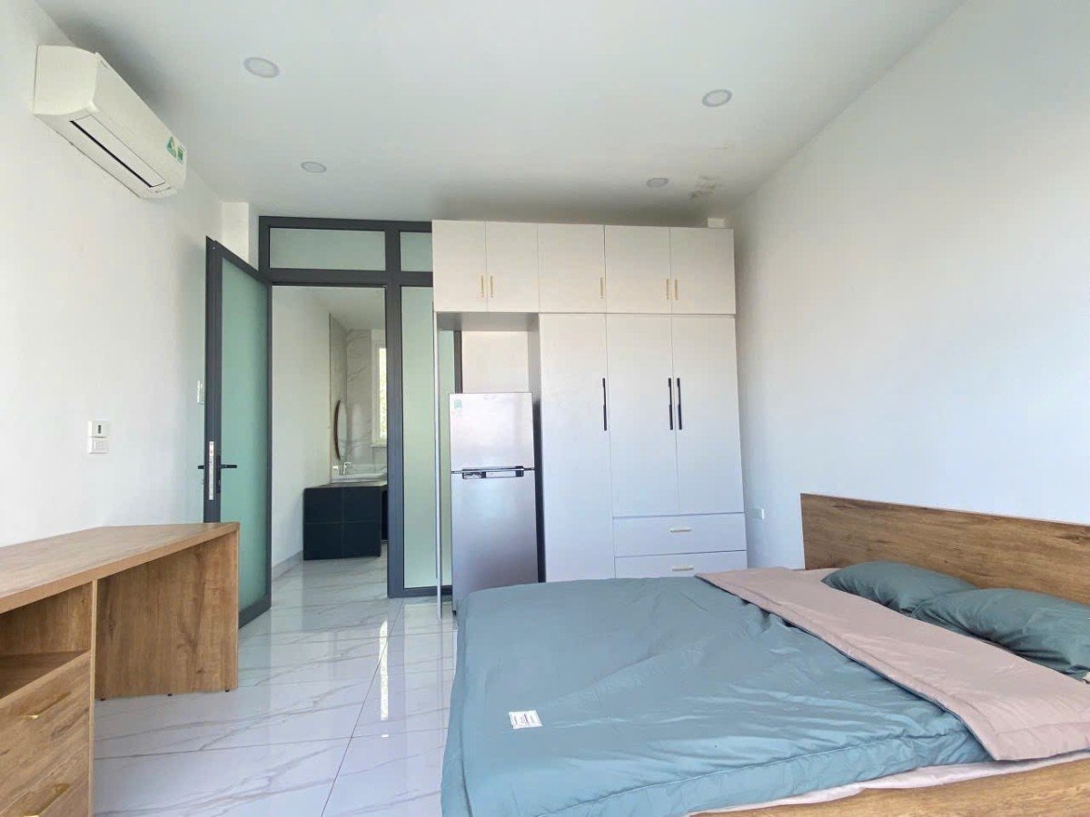 Cho thuê căn hộ cao cấp có ban công rộng, full nội thất, trung tâm Quận 3, giá 7 triệu
