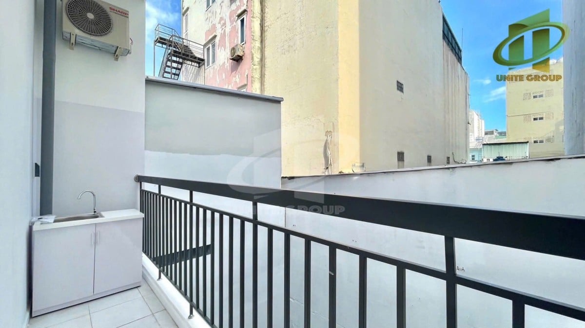Duplex ban công gần Lotte Mart, Crescent Mall, UFM, TDTU, RMIT, NTTU, cầu Kênh Tẻ, Him Lam