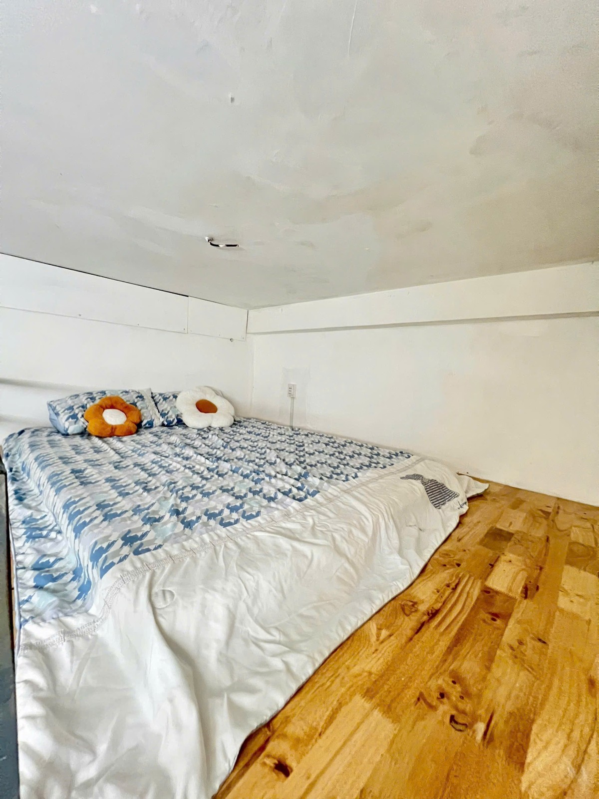 Cho thuê phòng duplex ban công 30m² Gò Vấp, Full nội thất, gần ngã 5 Chuồng Chó