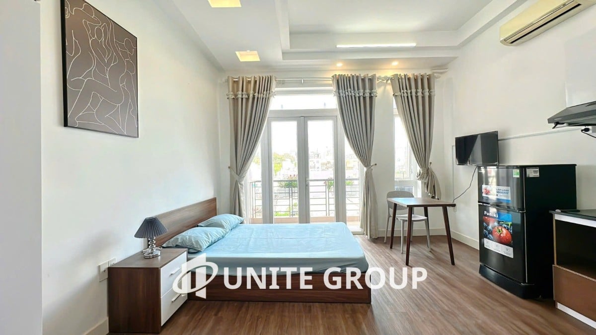 Cho thuê phòng trọ cao cấp Đình Công Tráng, Quận 1,  ban công thoáng mát, full nội thất, giá 7,5 triệu