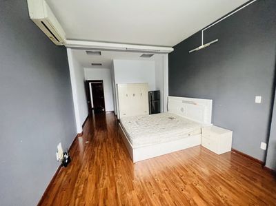 Cho thuê phòng full nội thất Bến Vân Đồn, Quận 4, dọn vào ở ngay, giá 5,5 triệu