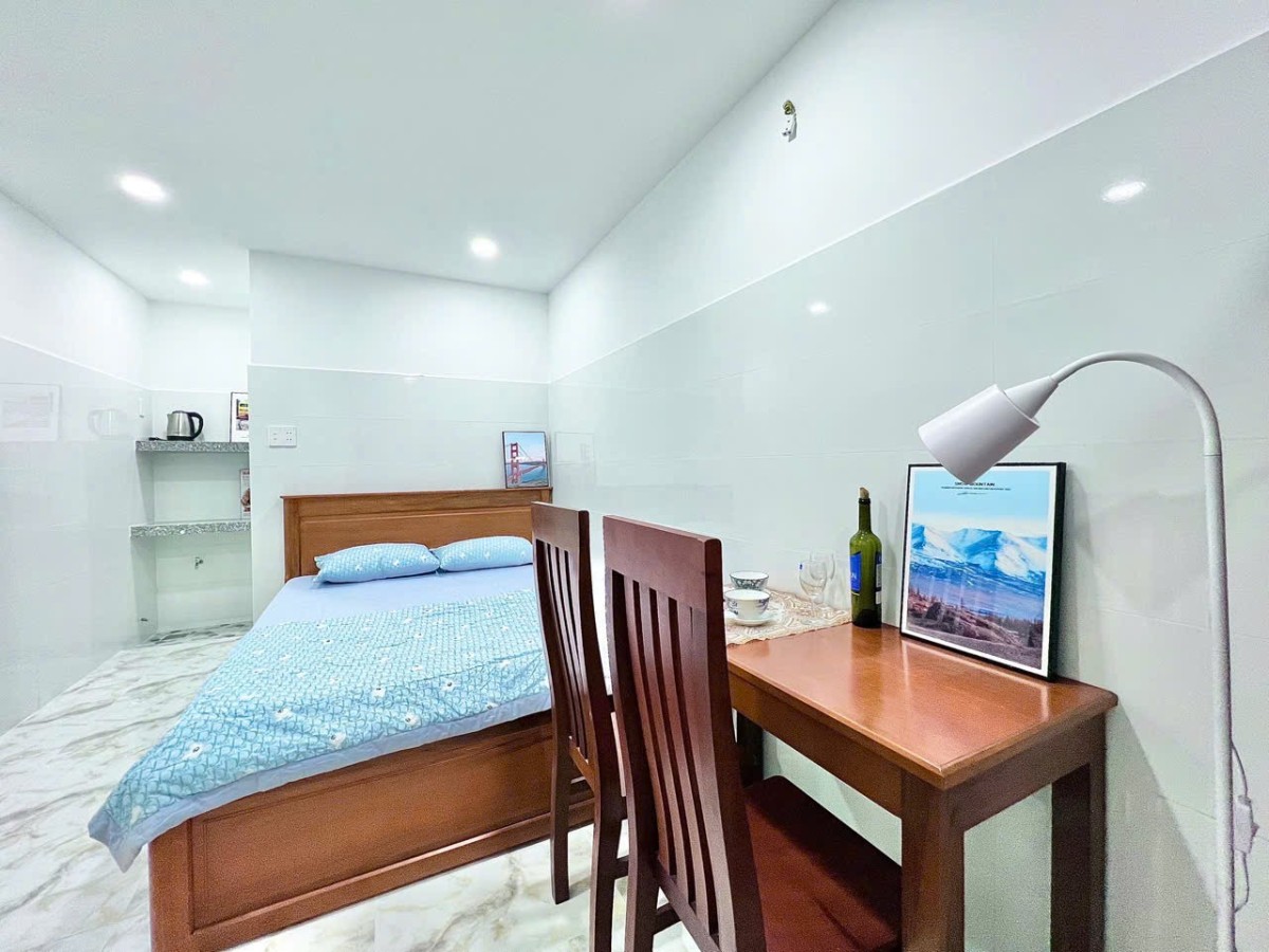 Cho thuê phòng nội thất cơ bản, đường Nguyễn Thị Tần, Quận 8, gần Đại Học Sài Gòn, chỉ 4.4 triệu/tháng